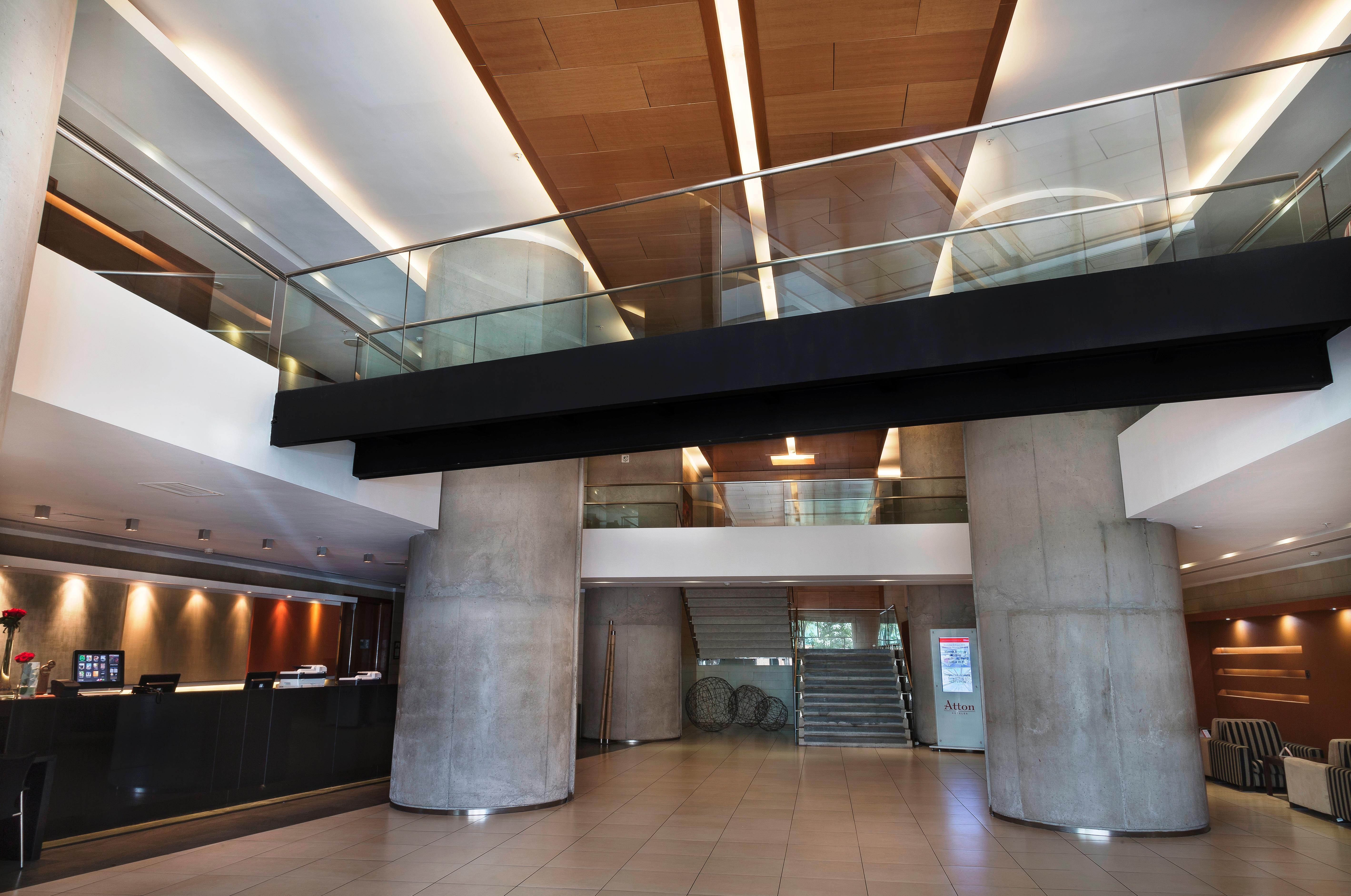 Pullman Santiago El Bosque Hotel ภายนอก รูปภาพ Interior of the hotel