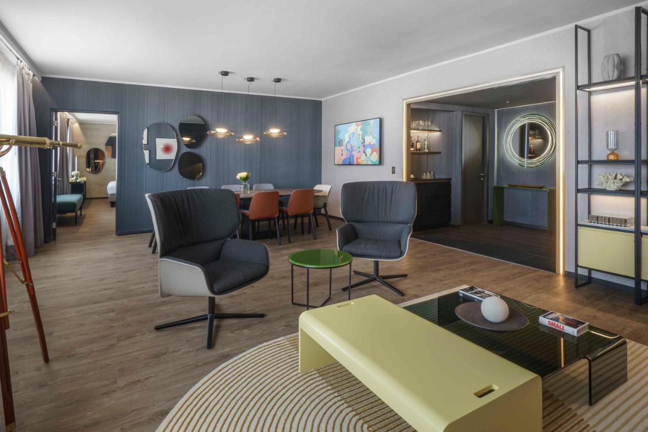 Pullman Santiago El Bosque Hotel ภายนอก รูปภาพ Suite at the Hotel