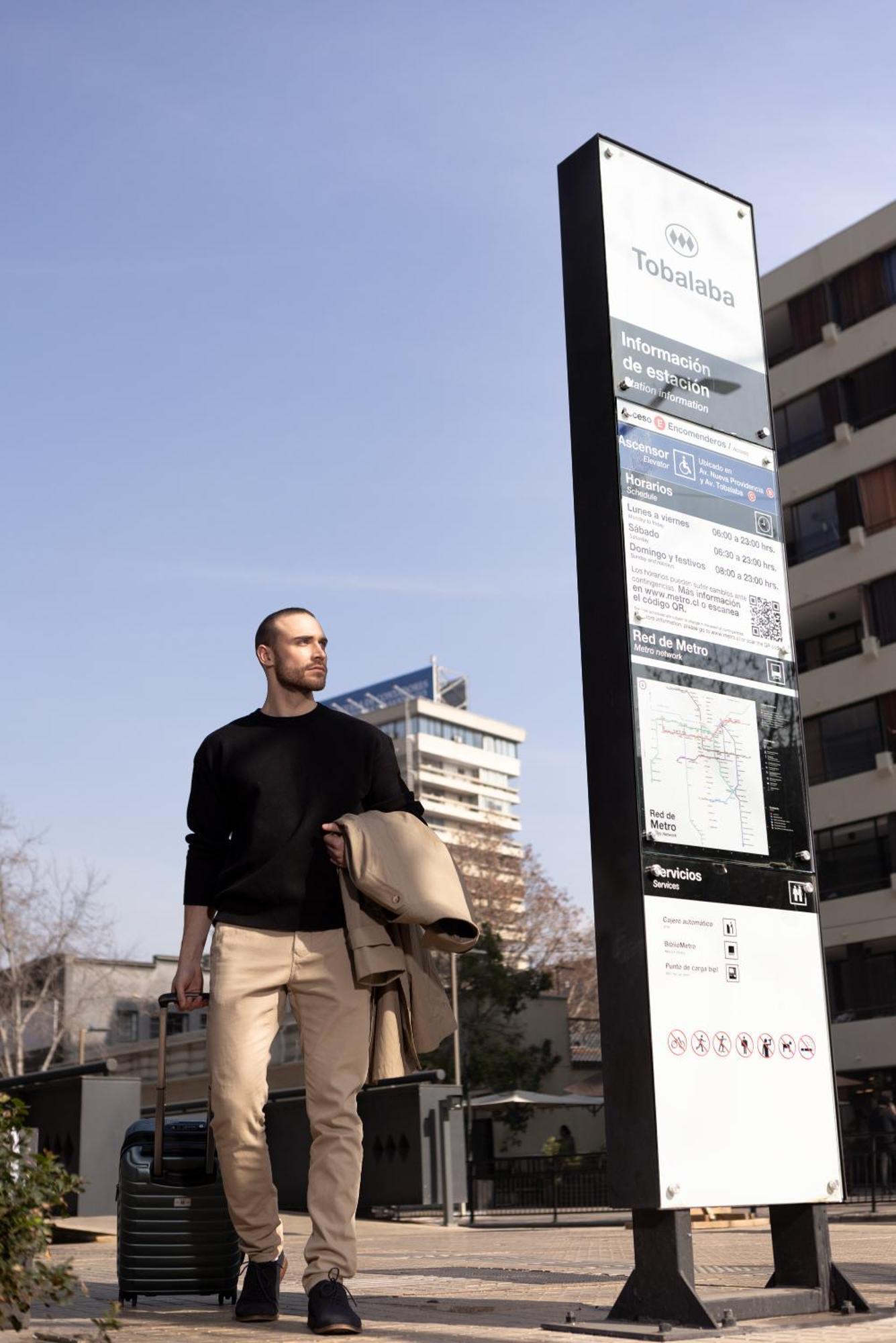 Pullman Santiago El Bosque Hotel ภายนอก รูปภาพ The new bus stop